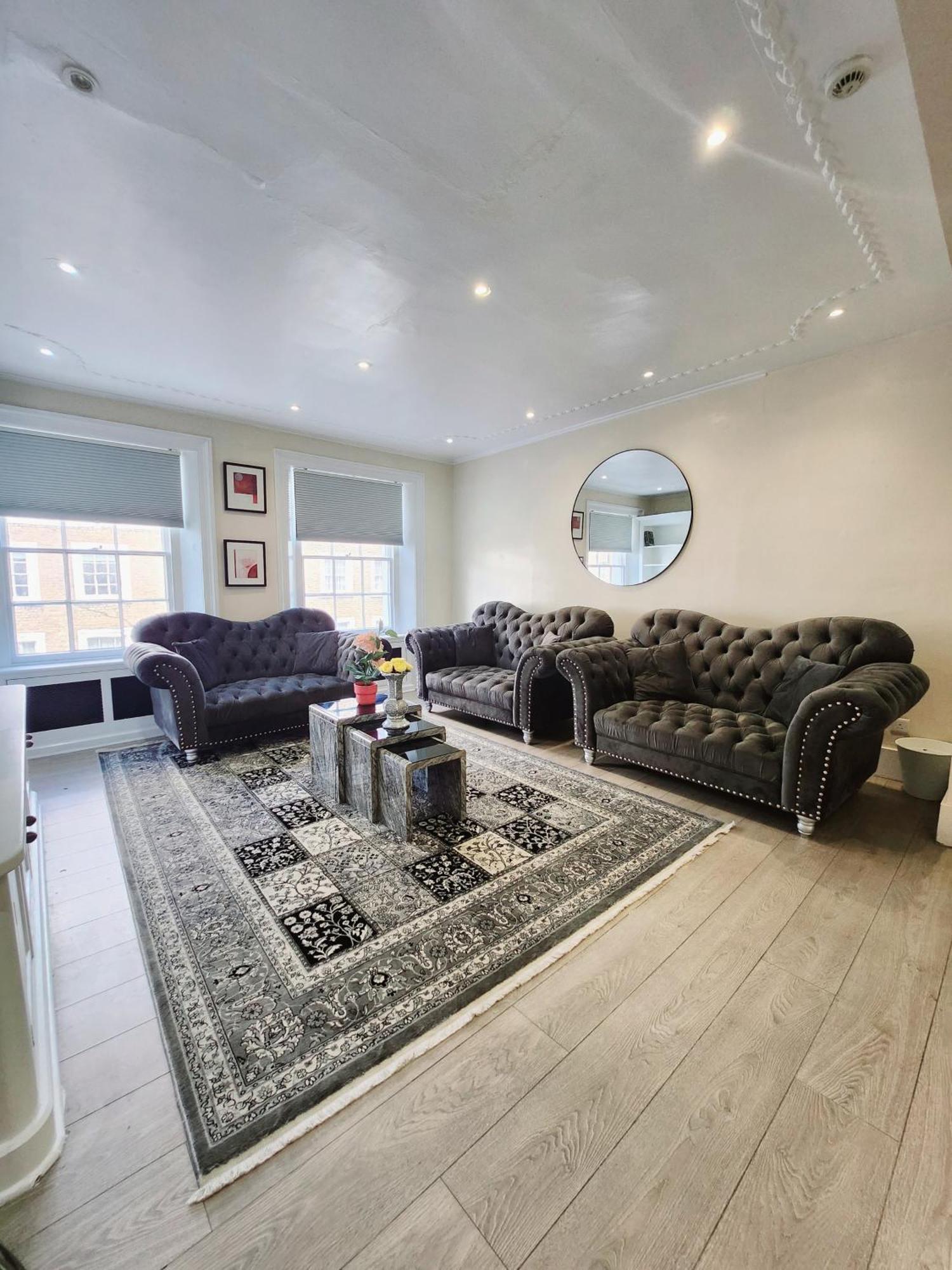 Gucci Flat Near Harrods Apartment London
